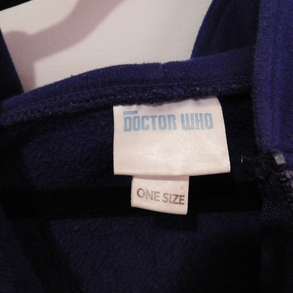 Doctor Who Onesie! - Picture 3 of 5